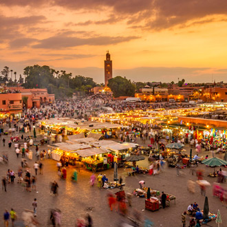 Djema el Fna plein met souks en markt Marrakech